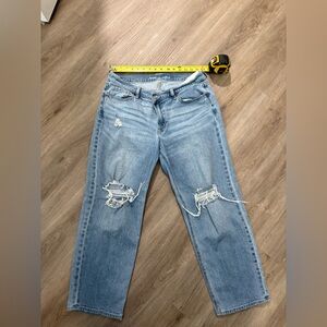 Old navy mid-rise boyfriend jeans